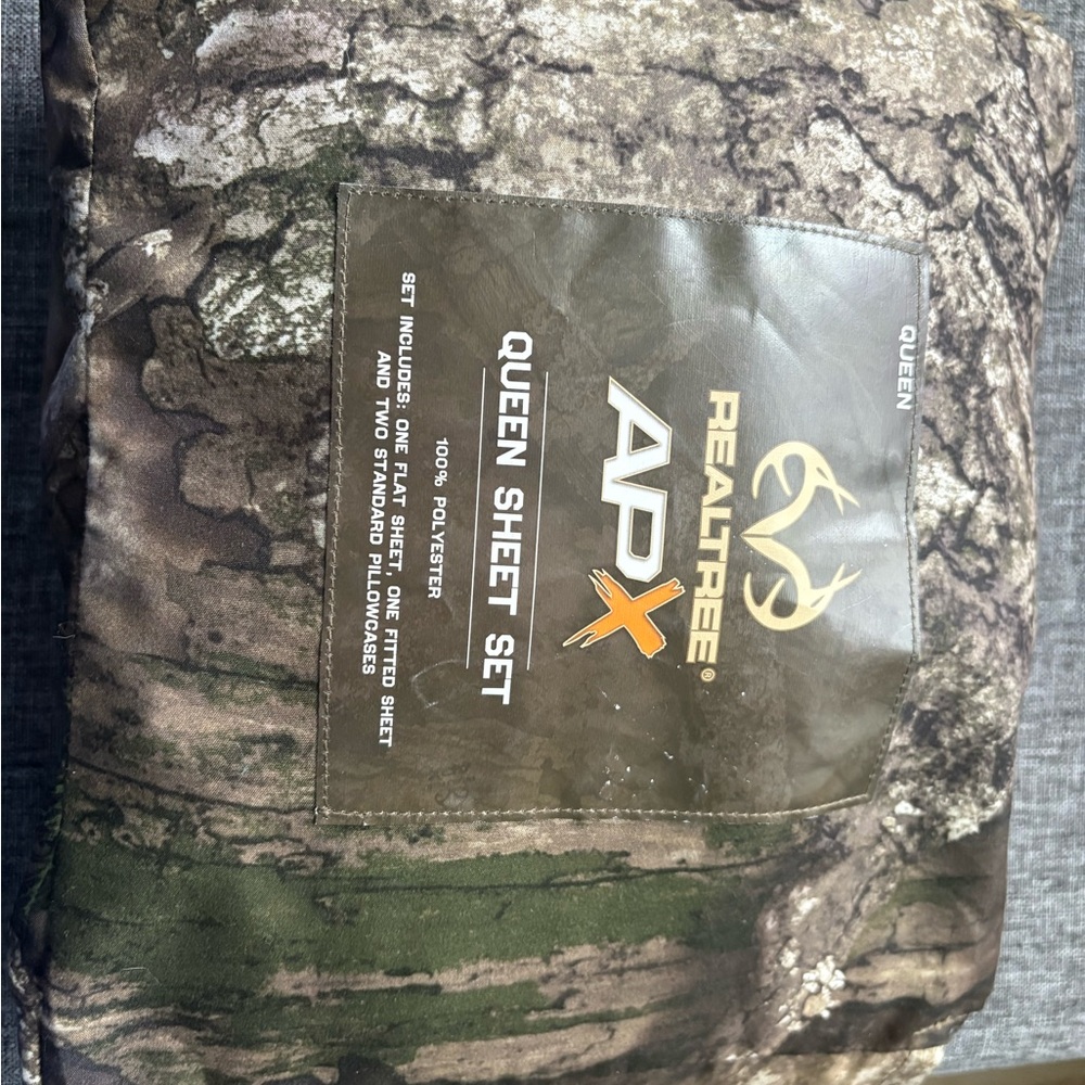 Realtree APX Camouflage Queen Sheet Set - Green and Brown